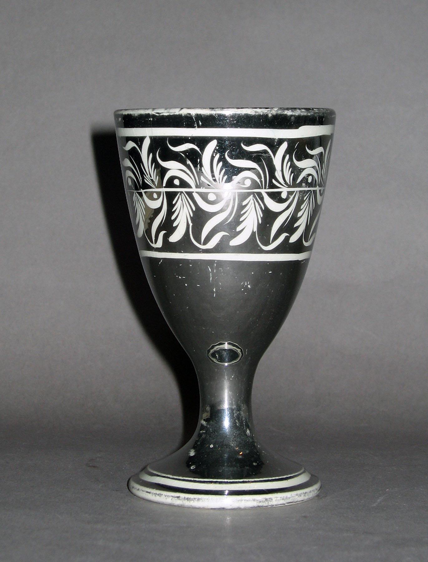 1958.1208 Lusterware cup