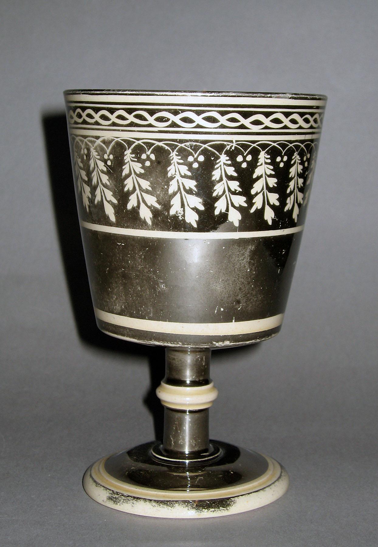 1958.1213 Lusterware goblet