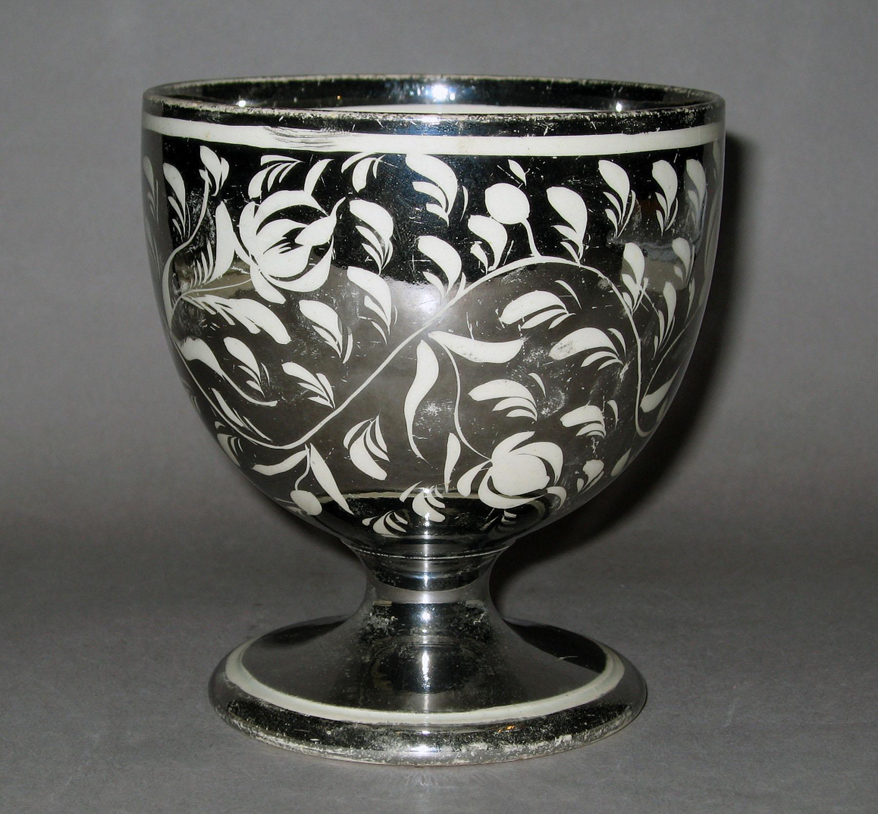 1958.1214 Lusterware cup