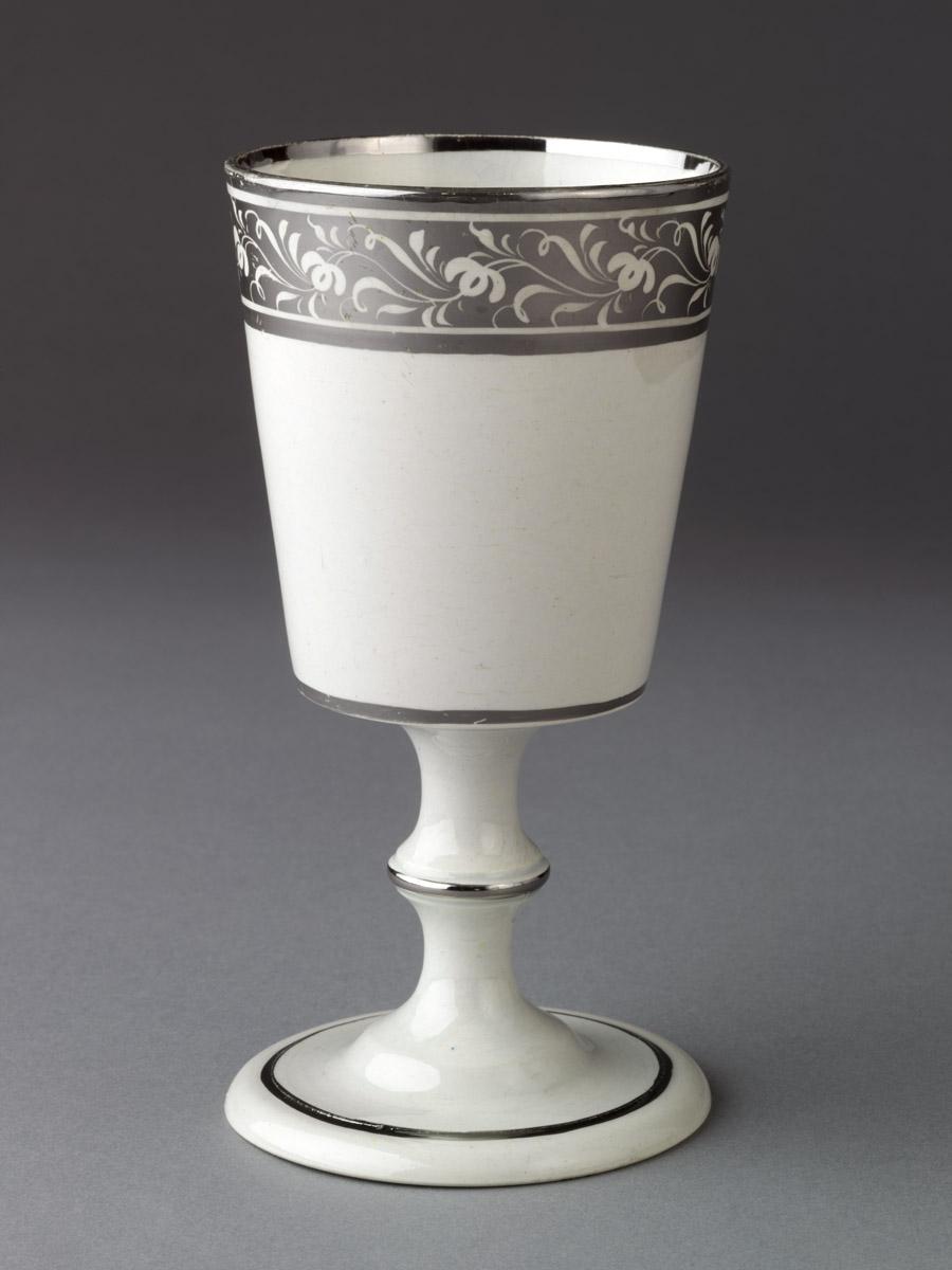 1958.1272 Lusterware goblet