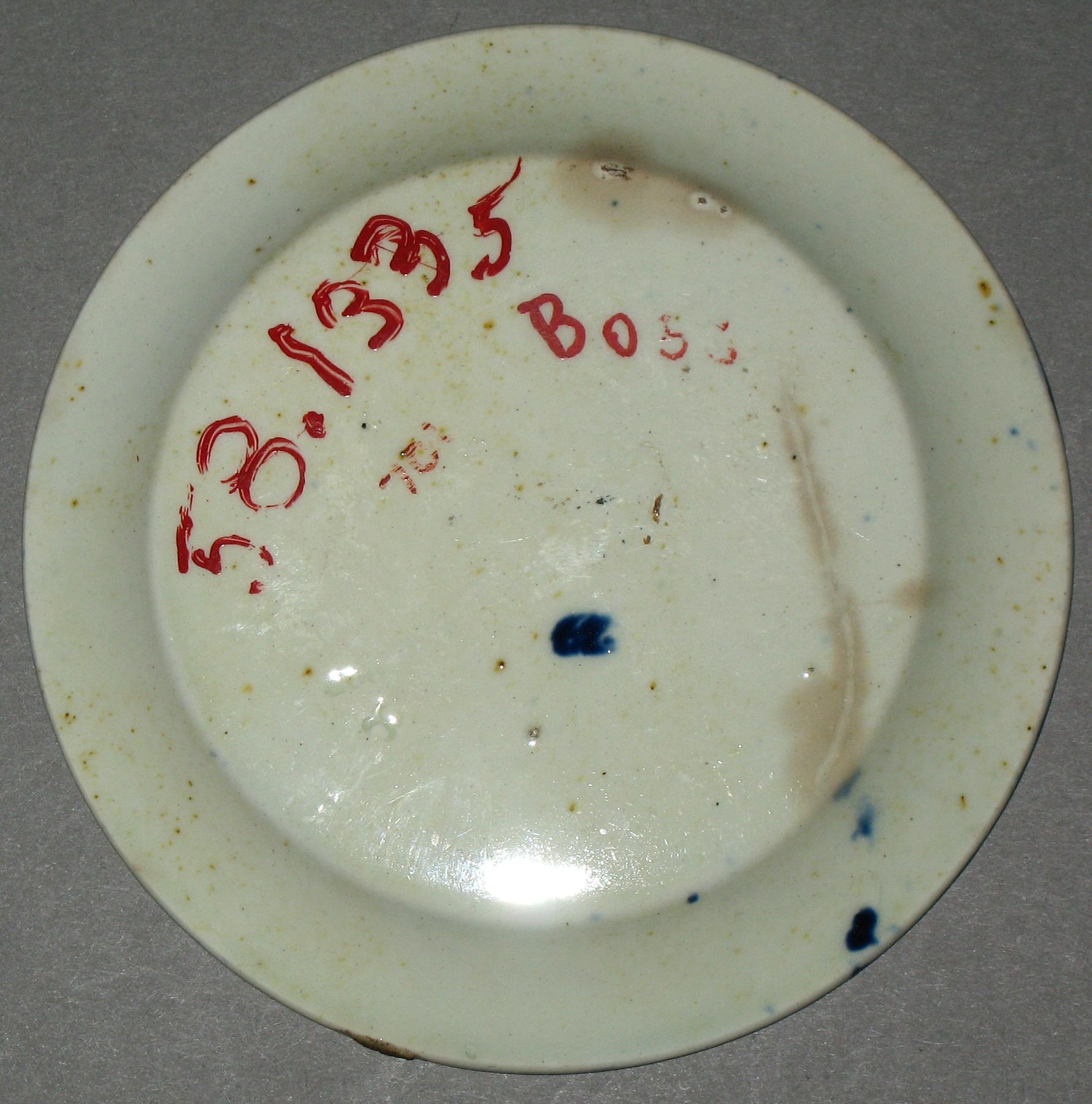 1958.1335 Cup plate (mark)