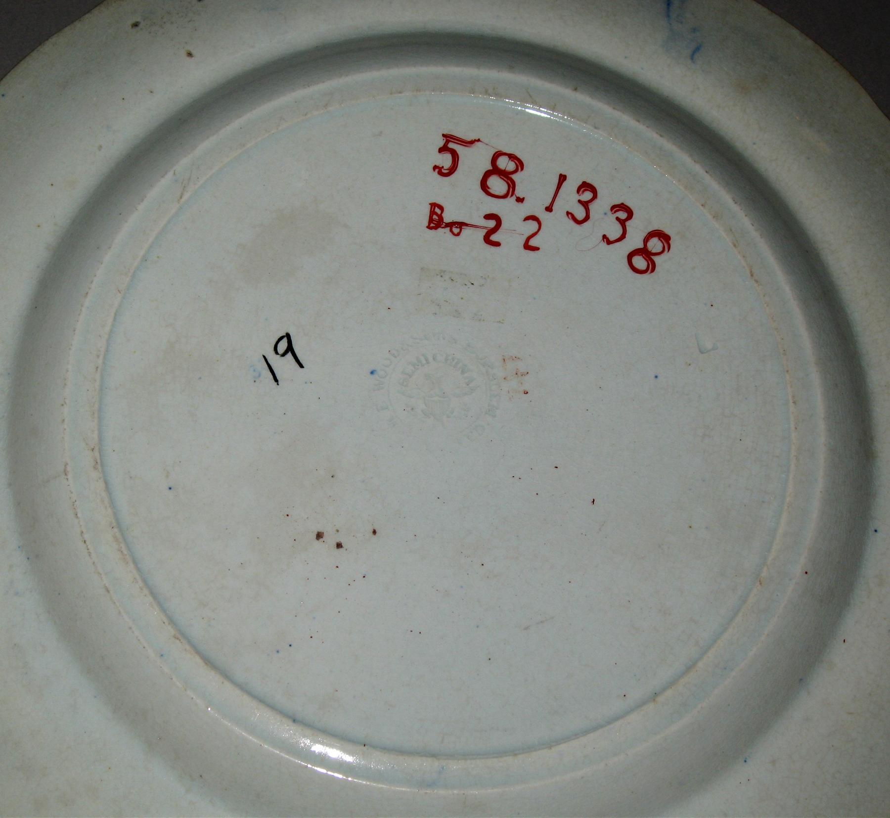 1958.1338 Plate (mark)