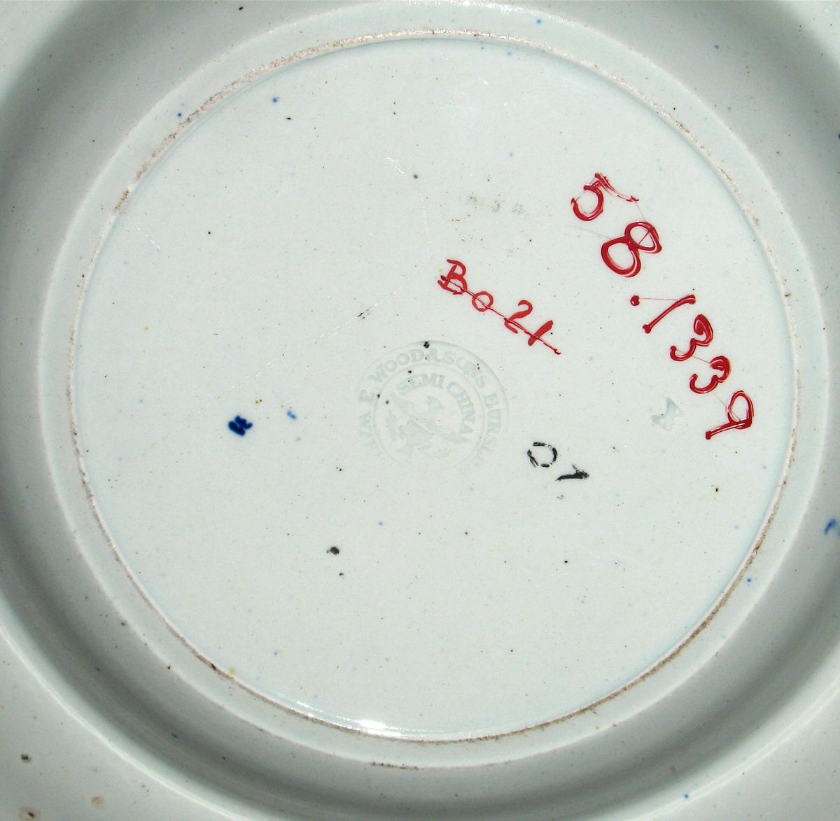 1958.1339 Soup plate (mark)