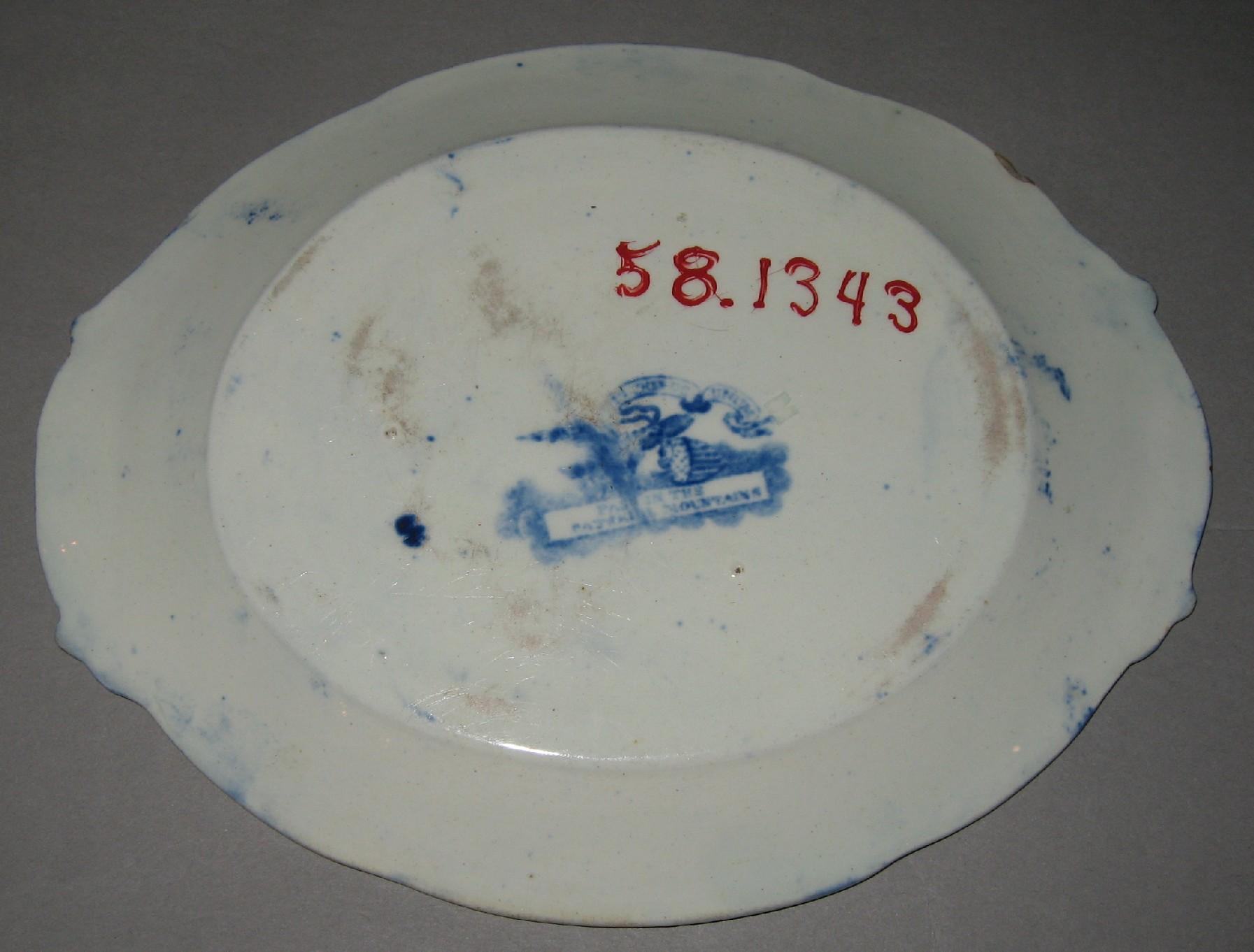 1958.1343 Tureen tray (mark)