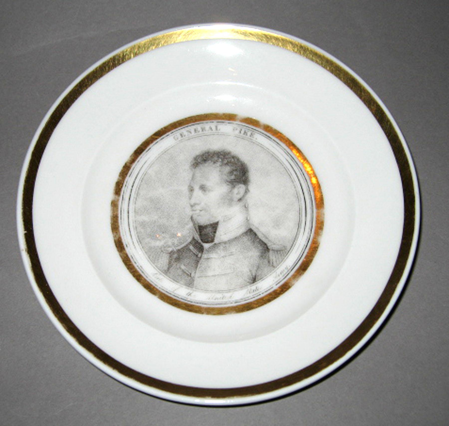 1958.1380 Porcelain plate