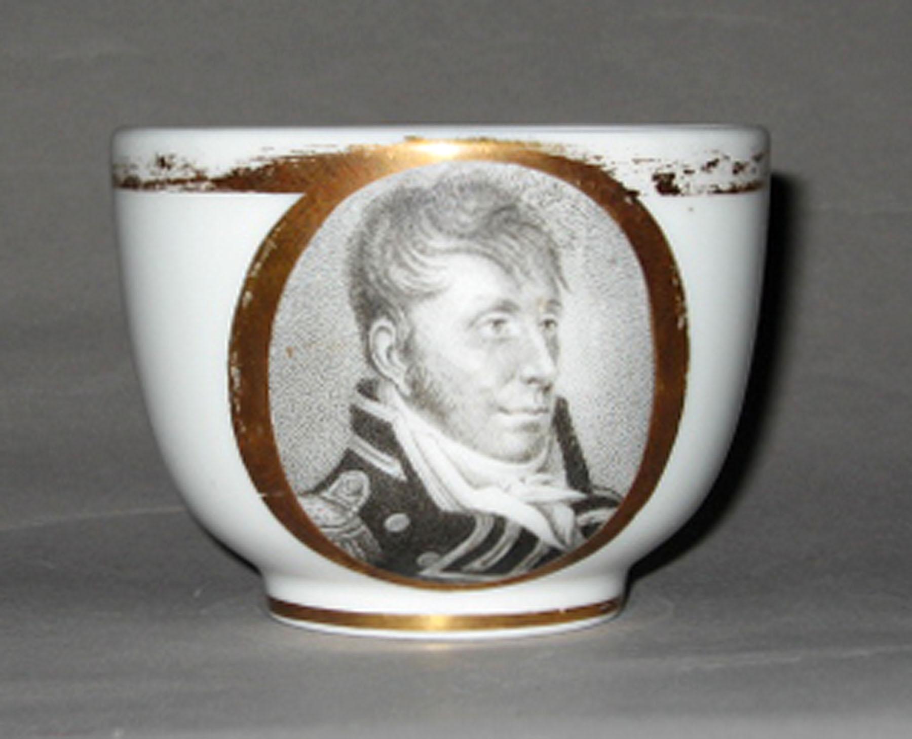 1958.1398 Porcelain teacup