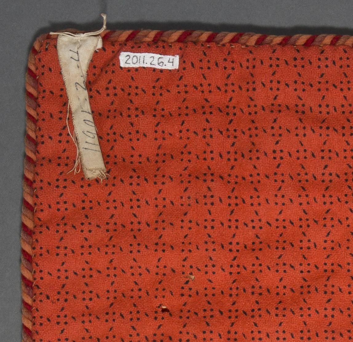 2011.0026.004 Cushion cover, detail 1, reverse