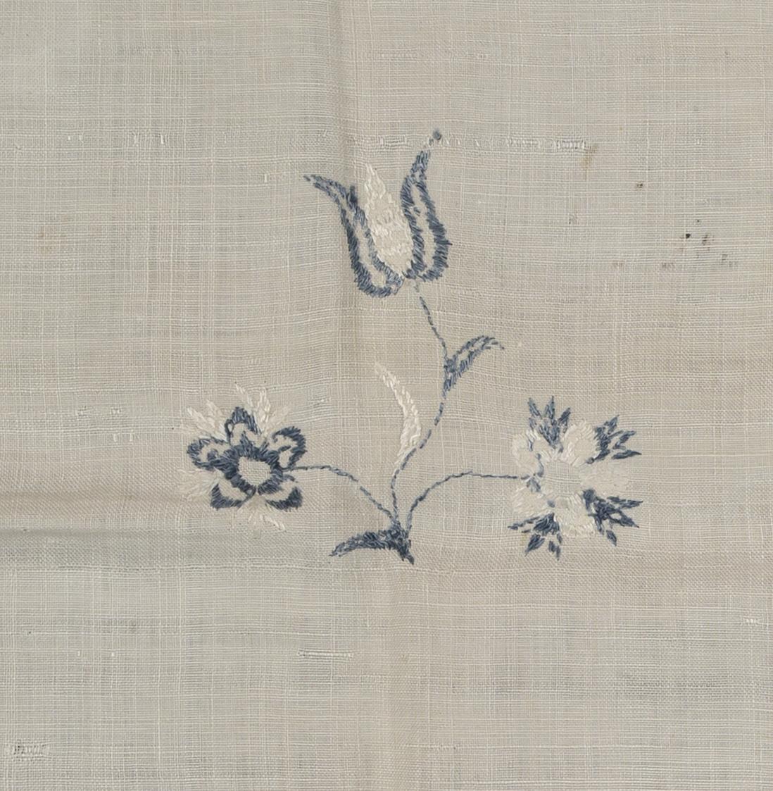 2011.0026.016 Valance, detail 3, reverse