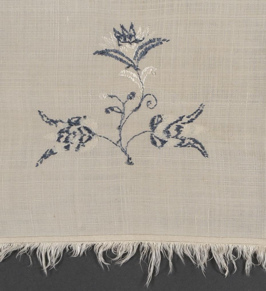 2011.0026.017 Valance, detail 3, reverse