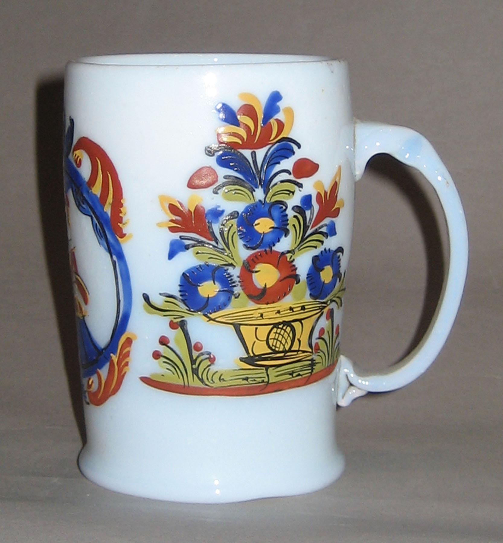 1958.1423 (side) White Glass Mug