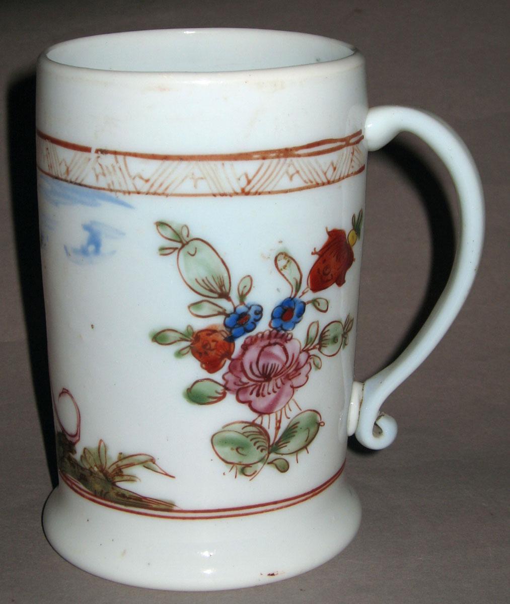 1958.1442 White glass mug (profile)