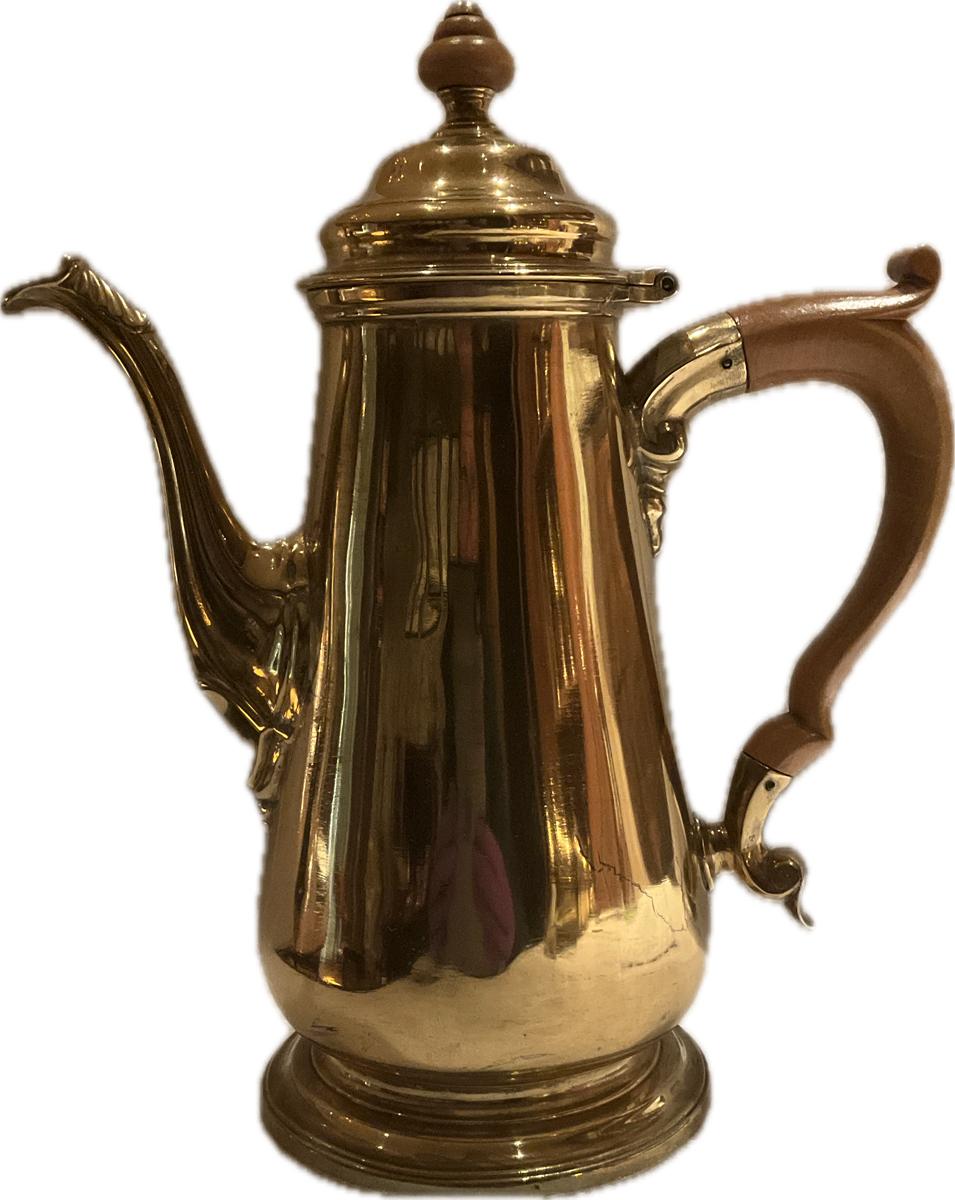 2024.0021.013 Coffee pot, Reg Image, overall