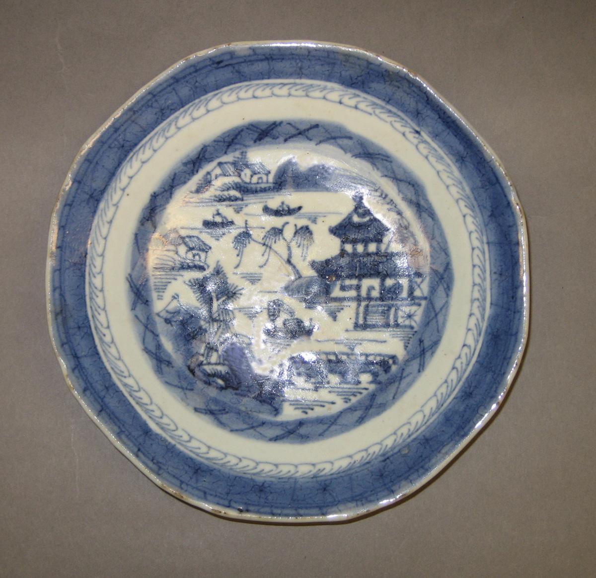 2005.0027.041 Plate