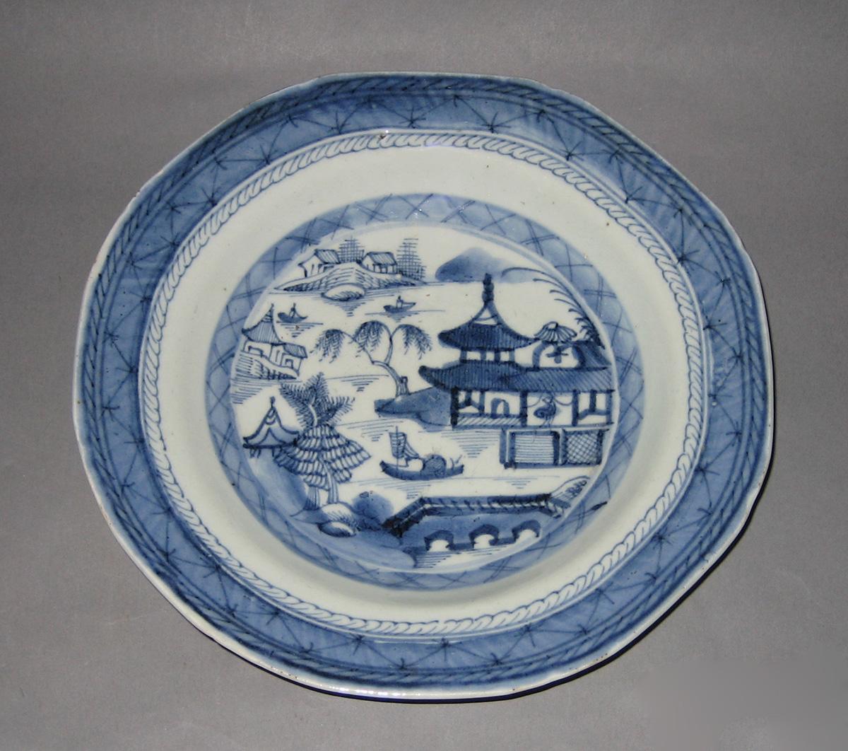 2005.0027.053 Soup Plate