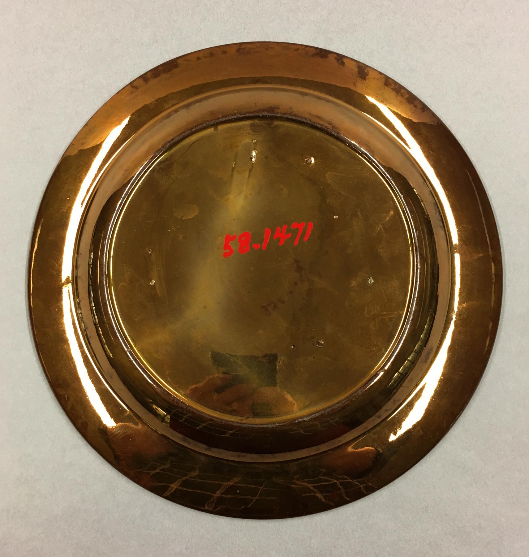 1958.1471 Lusterware Plate, underside
