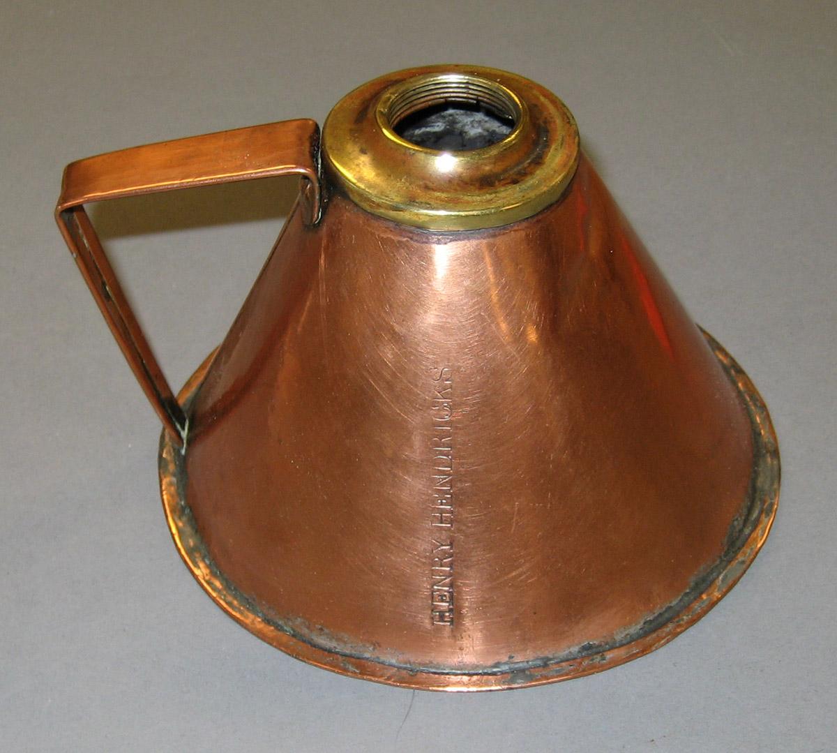 2005.0028 Lamp