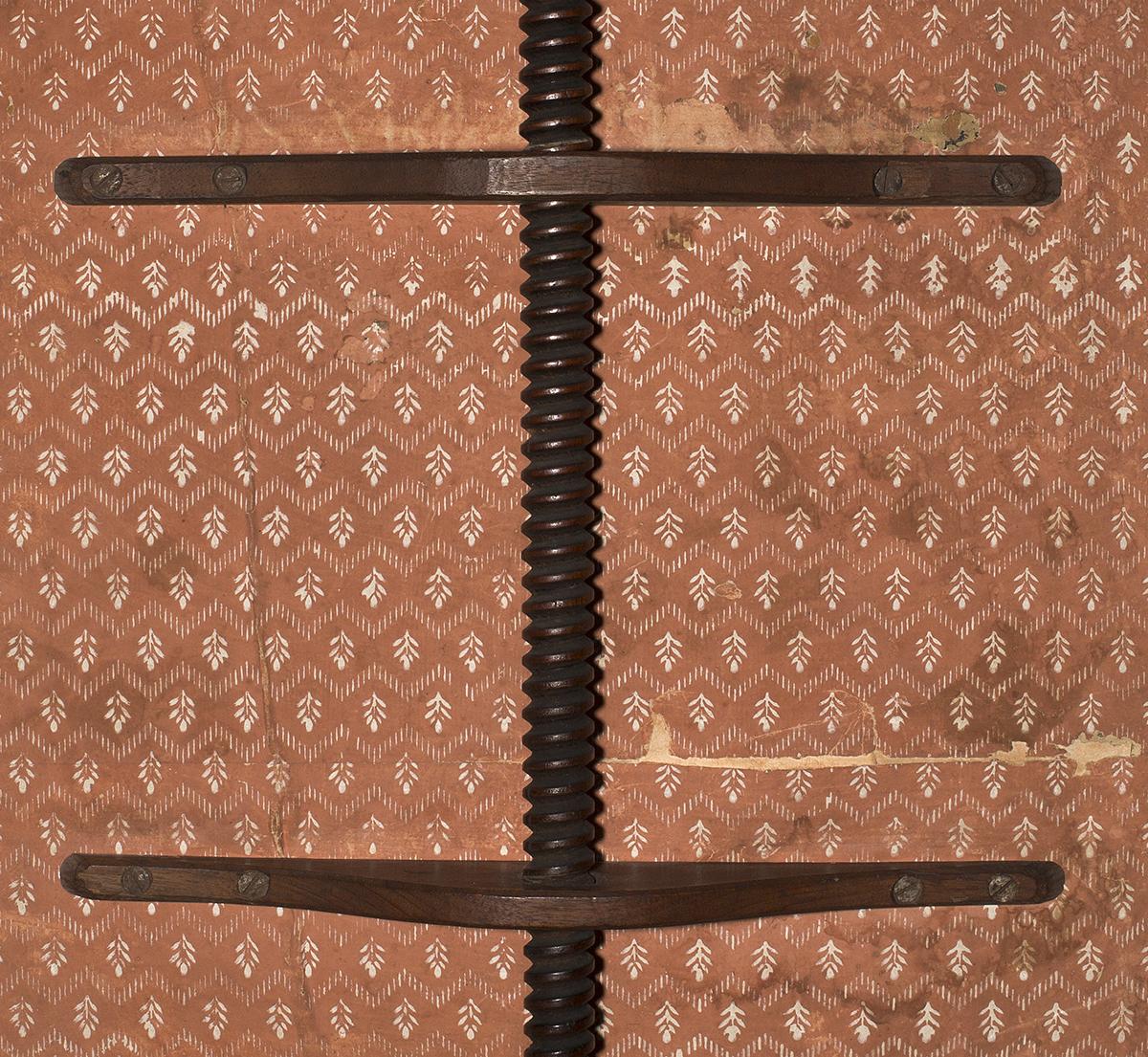 1958.1506 B Pole Screen, View 2 Detail