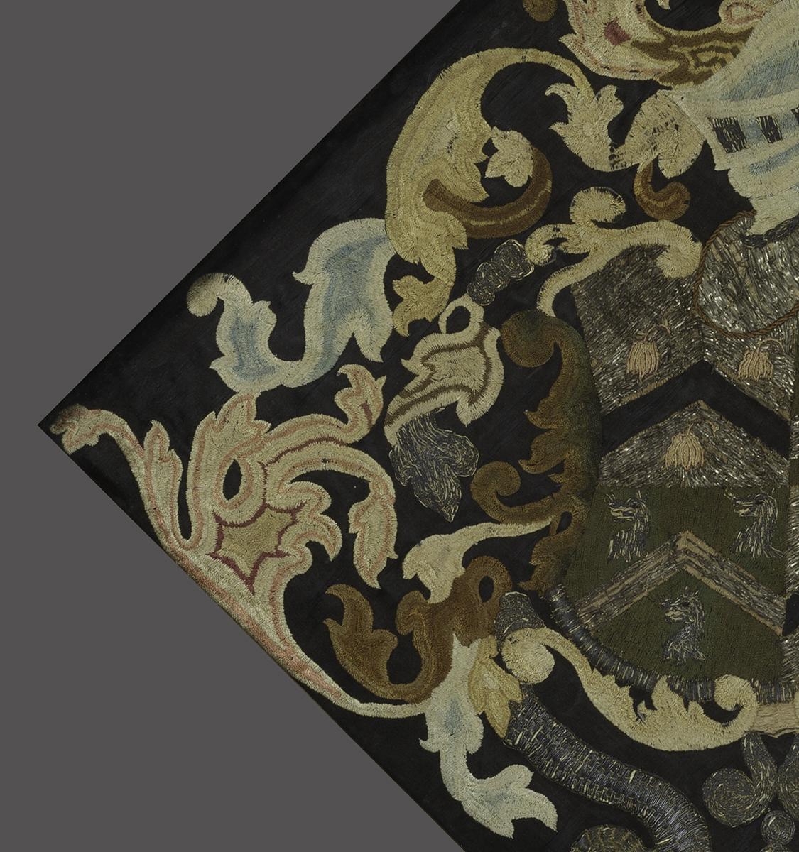 1958.1524 A Needlework Coat of Arms, Detail