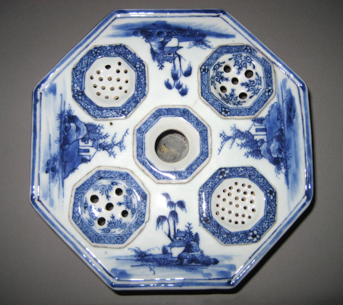 1958.1529 A-F Porcelain Inkstand