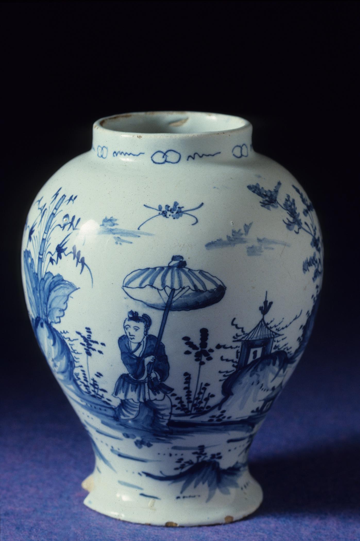 1958.1534.001 Vase
