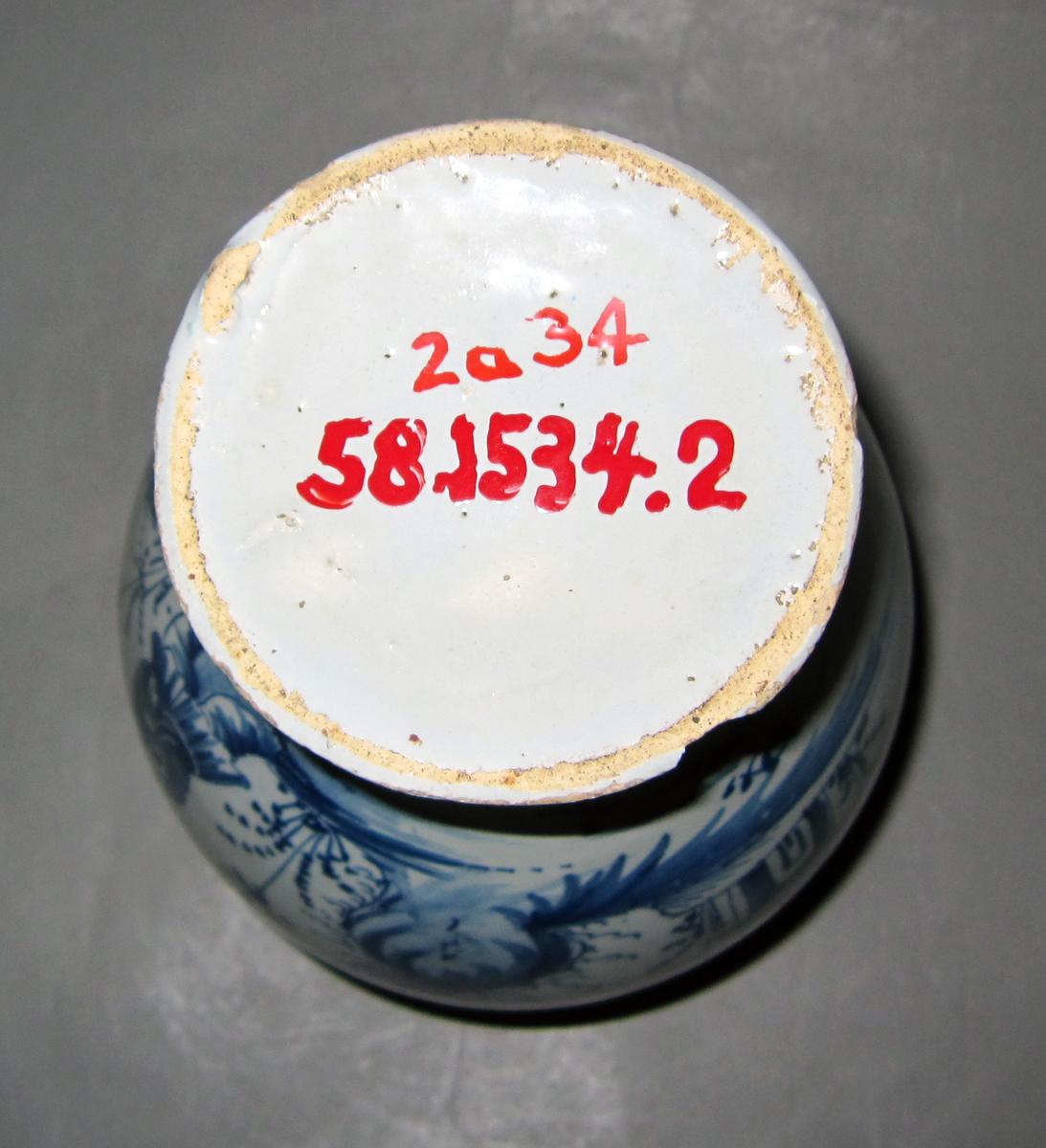 1958.1534.002 Delft flower container underside
