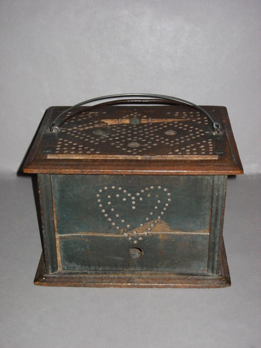 1958.1554 Foot warmer