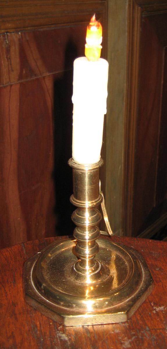 1958.1563 Candlestick