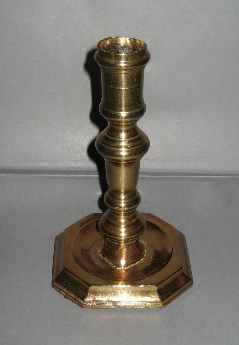 1958.1567 Candlestick