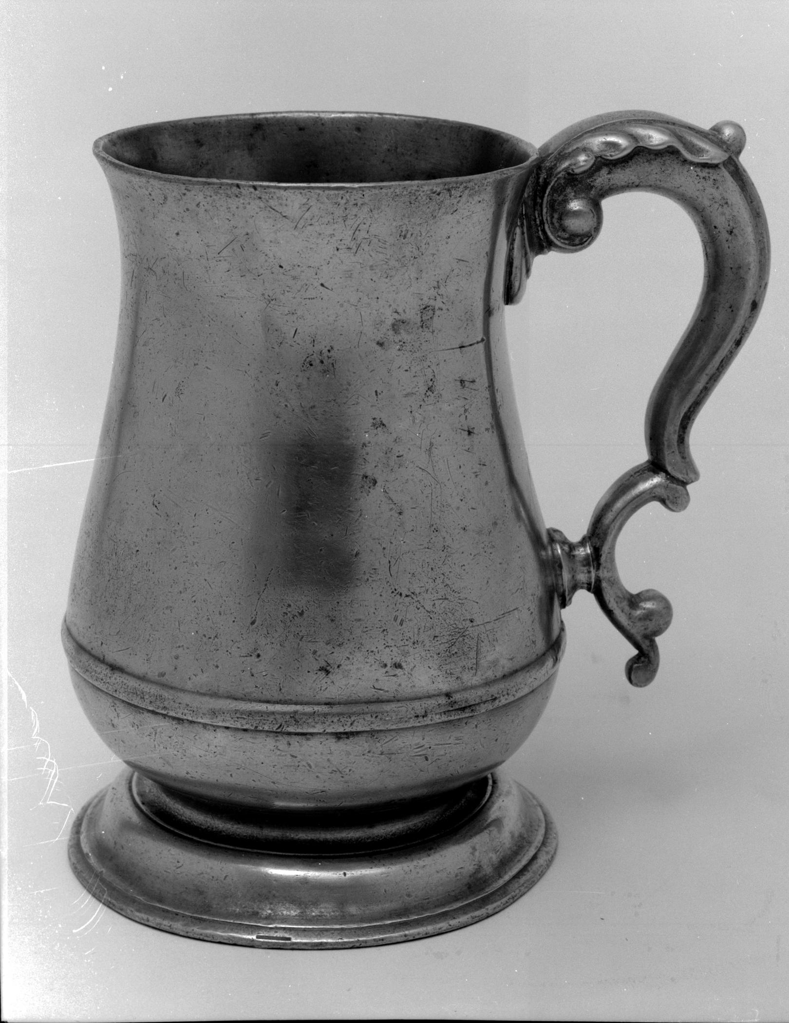 1953.0027 Pewter mug, view 2