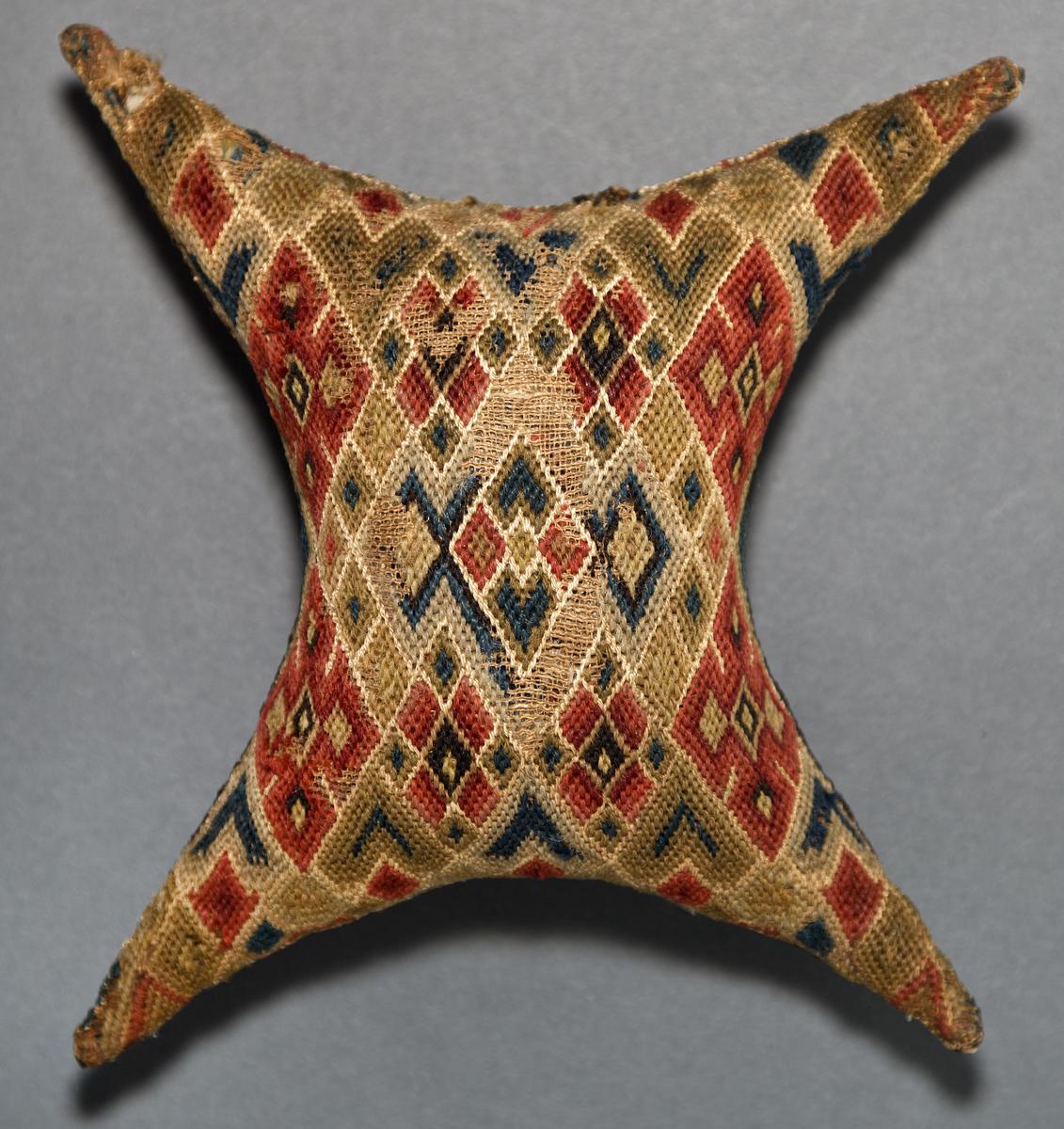 1958.1581 Pincushion, Side 2
