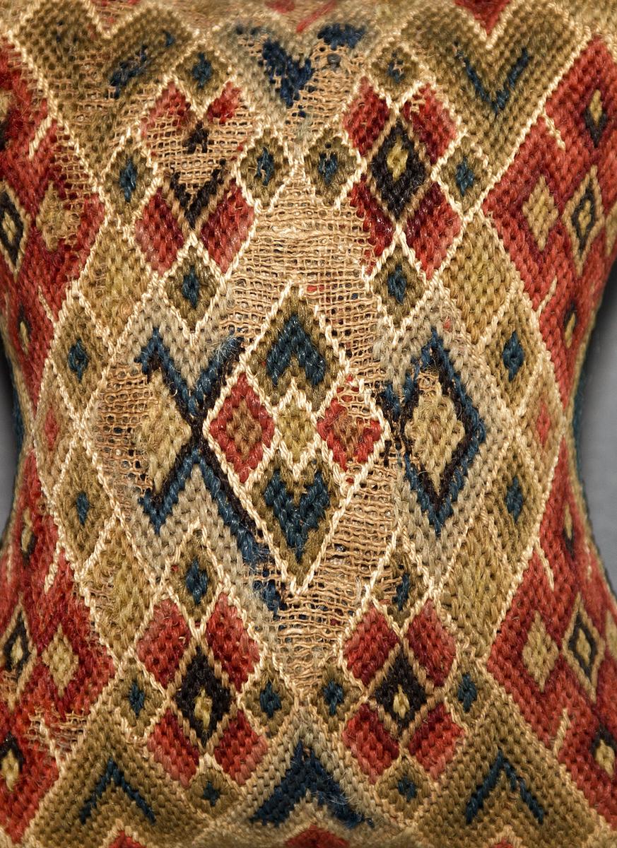 1958.1581 Pincushion, Side 2 Detail