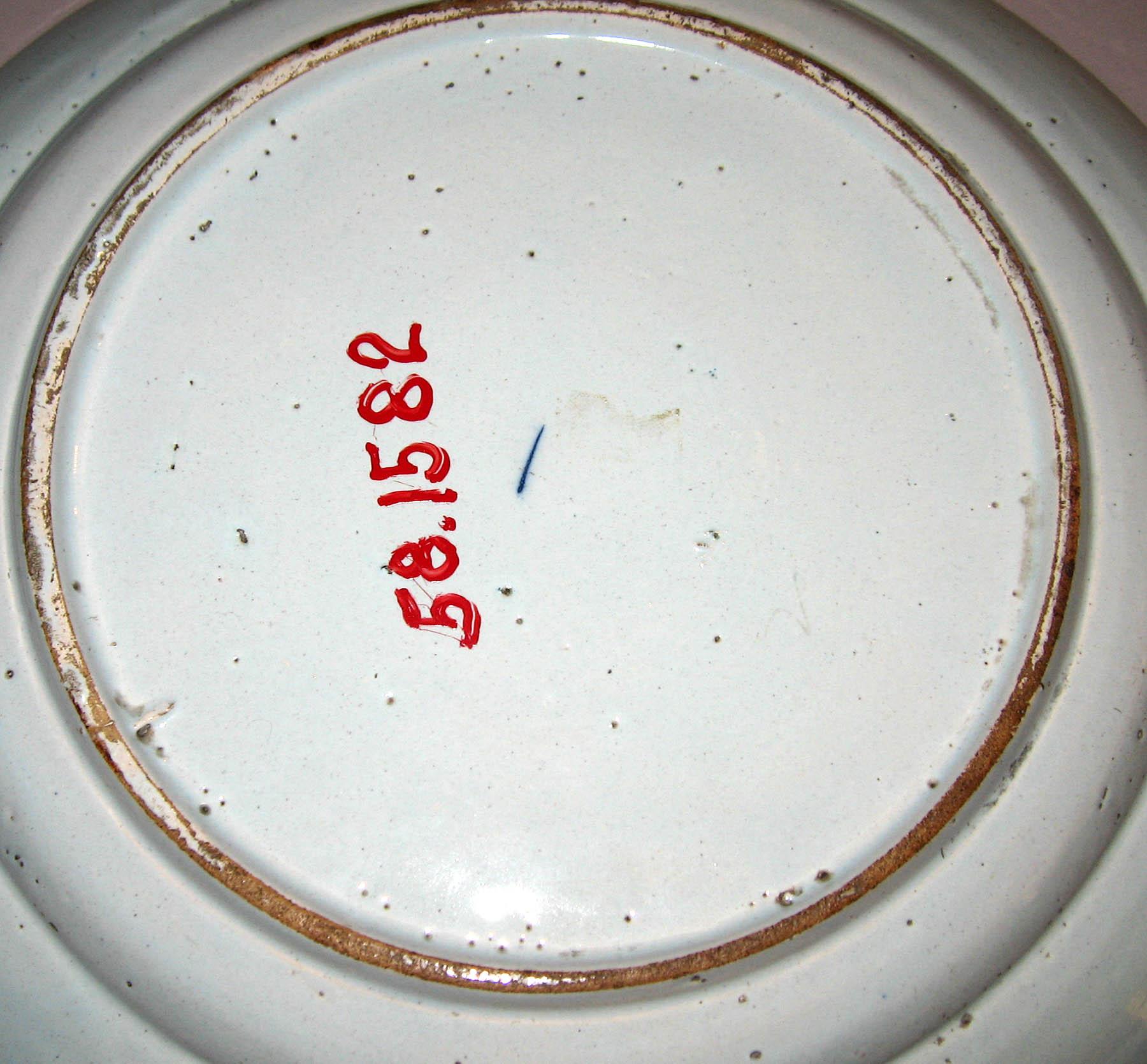 1958.1582 Delftware plate (underside)