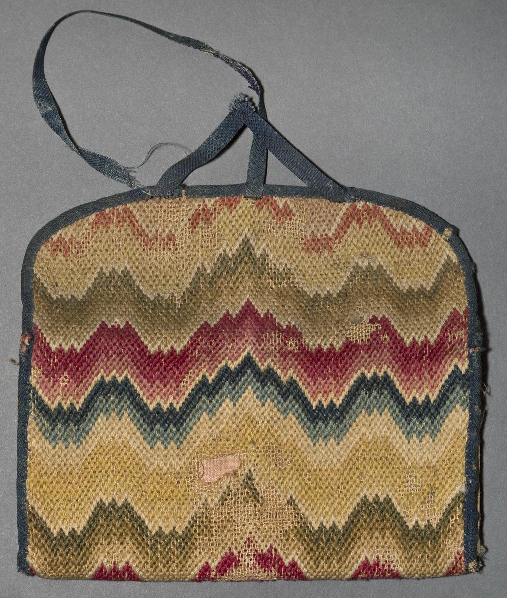 1958.1584 Pocketbook, Pattern