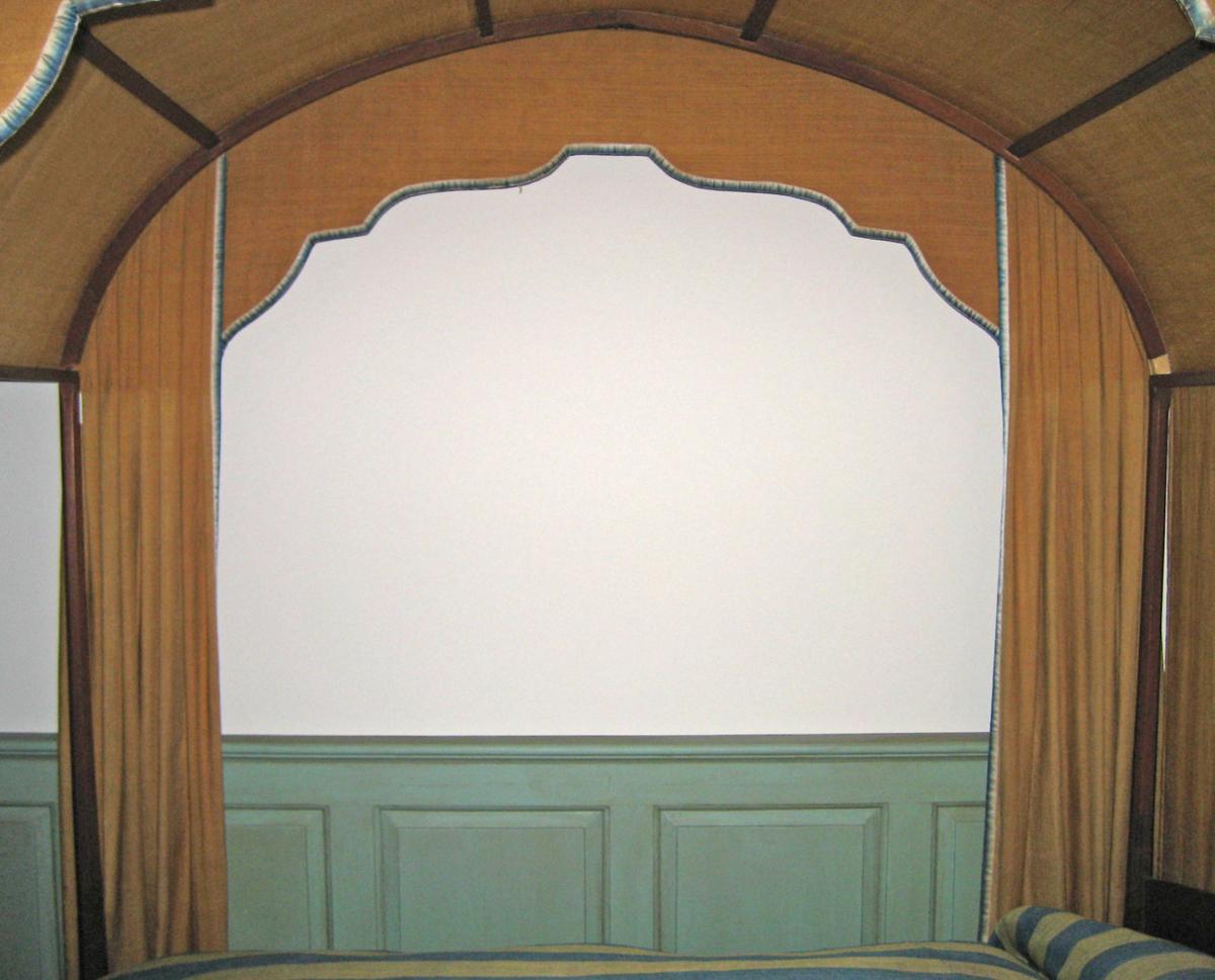 1958.1588 bed hangings interior view
