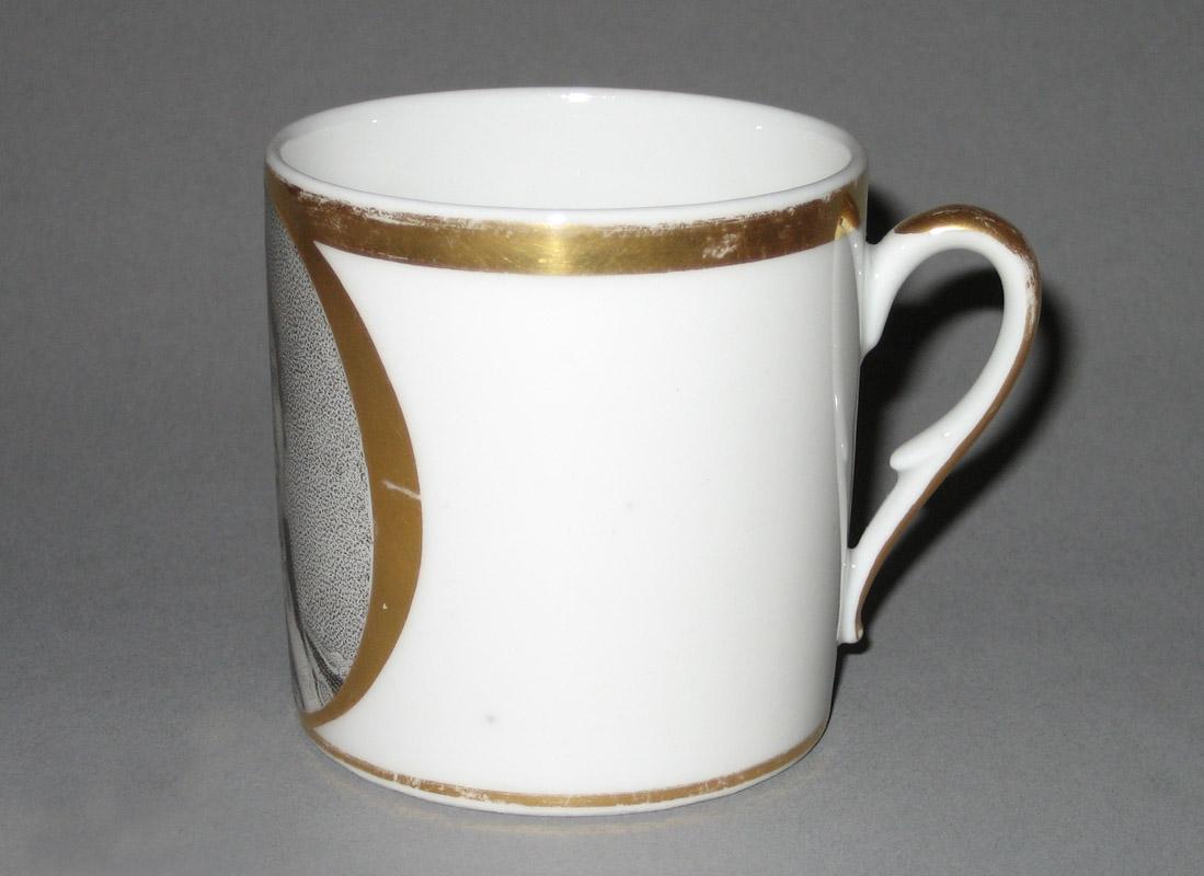 1958.1603 Coffee can