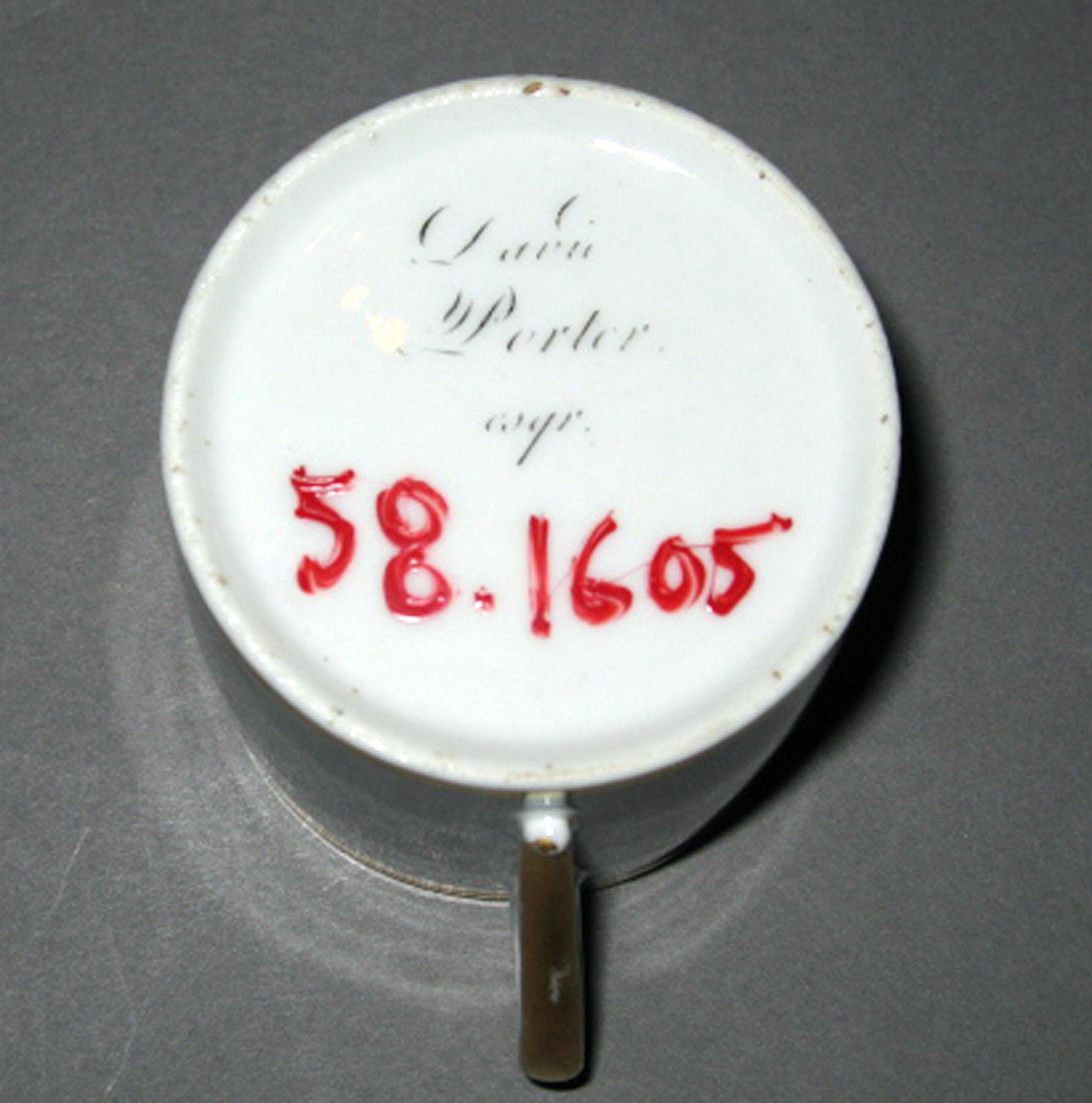 1958.1605 Porcelain coffee cup (underside)