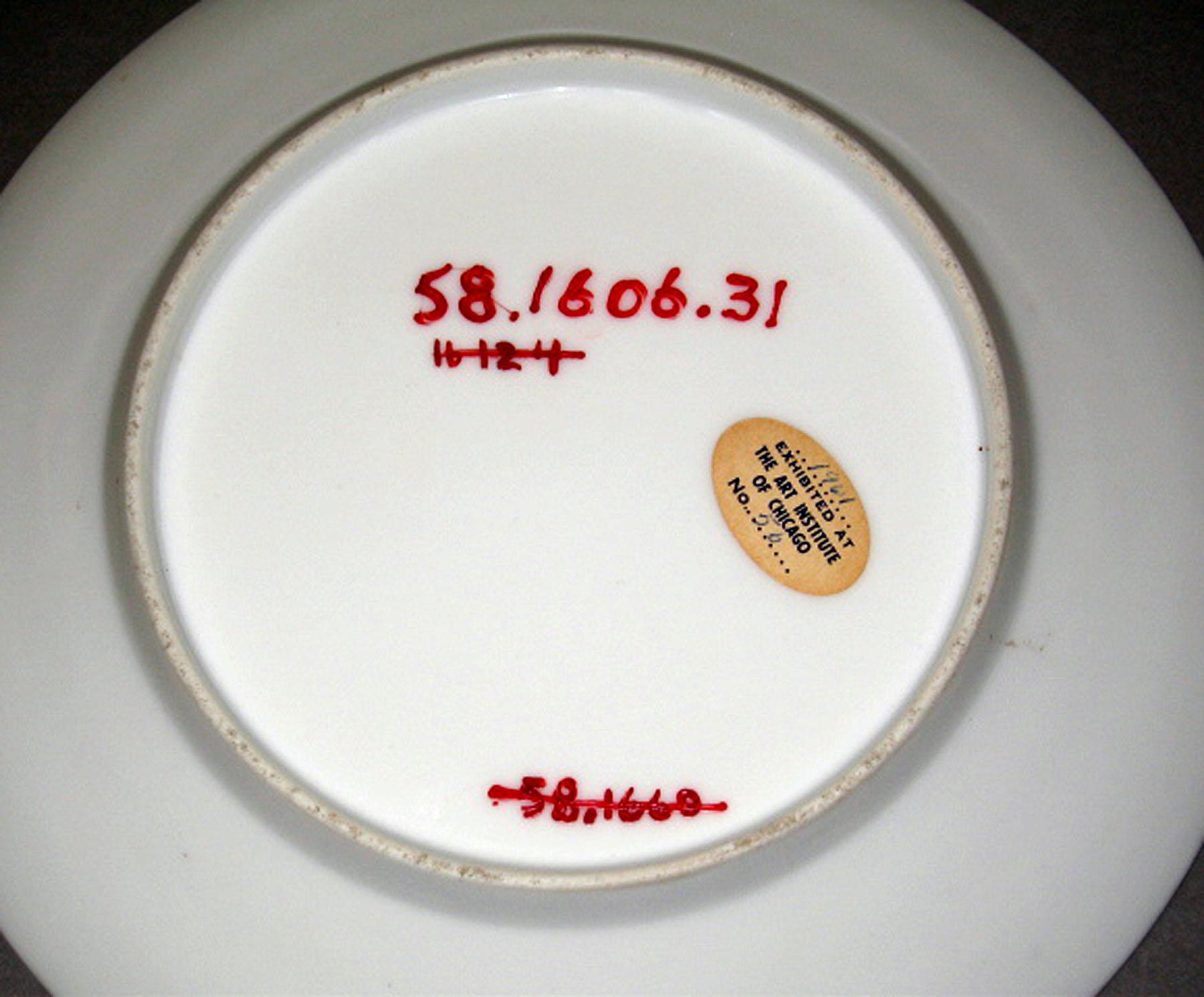1958.1606.031 Porcelain plate (underside)