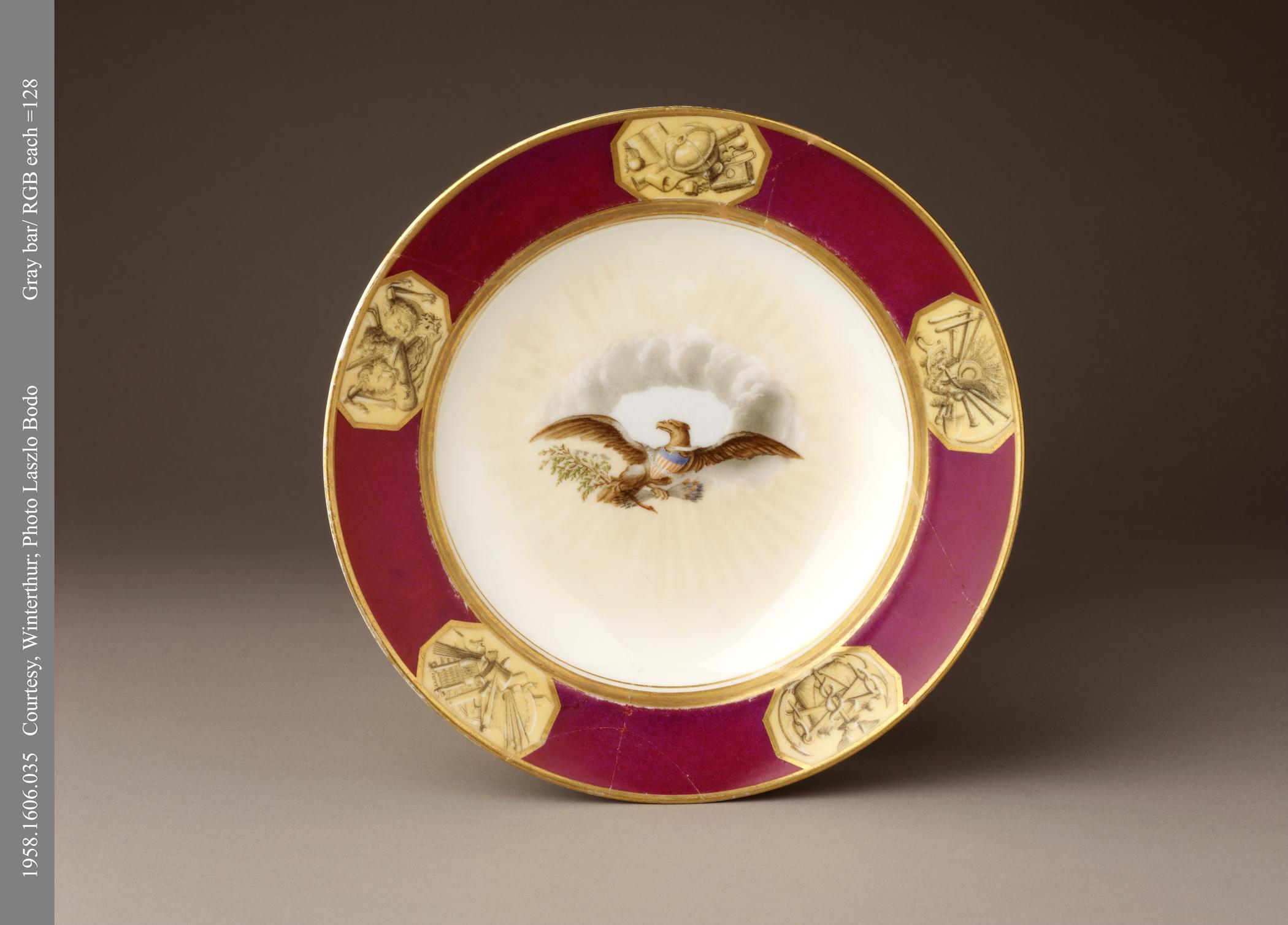 1958.1606.035 Porcelain plate