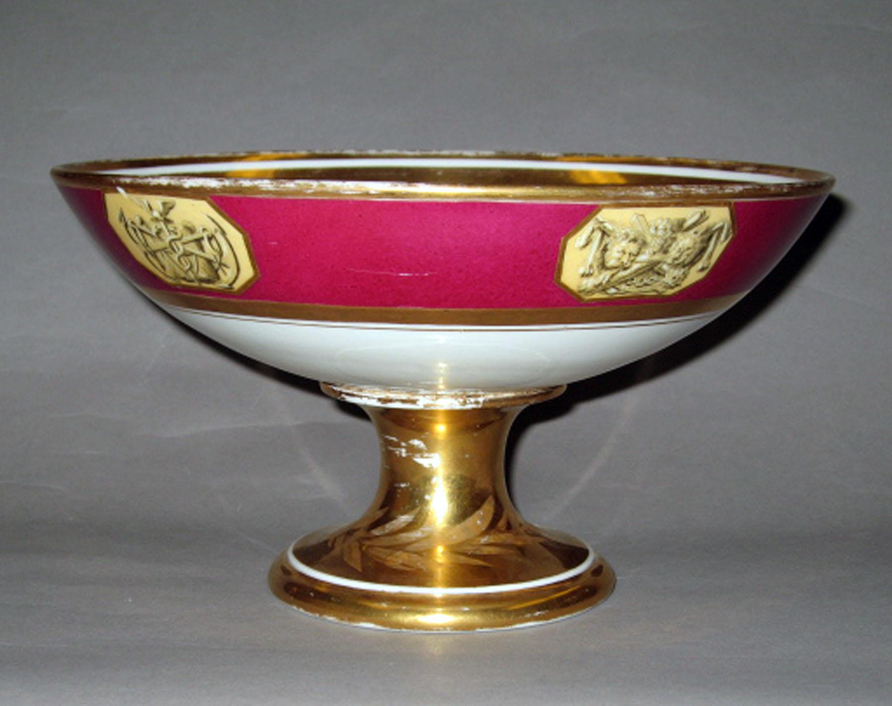 1958.1606.063 Porcelain compote