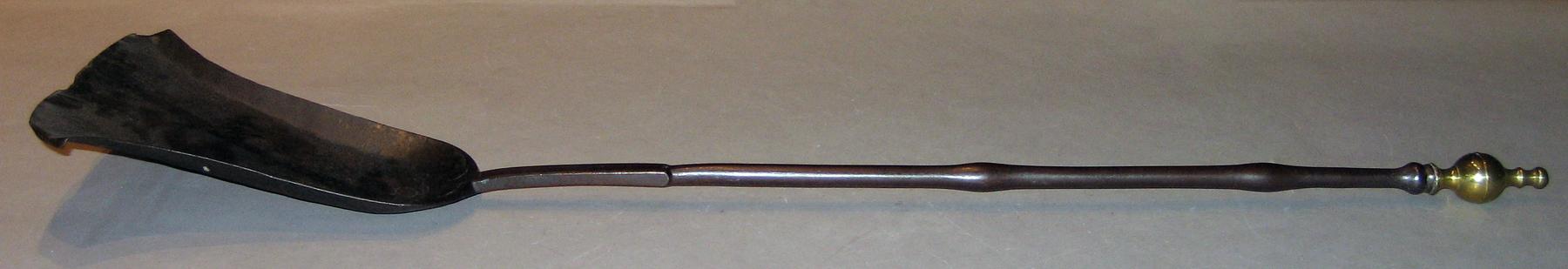 1958.1715 Shovel