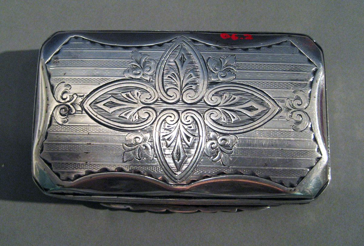 2006.0002 Silver Box underside