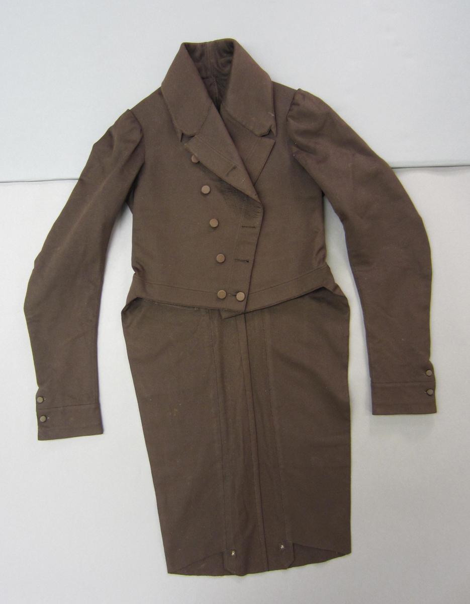 2005.0040 A Jacket, Front