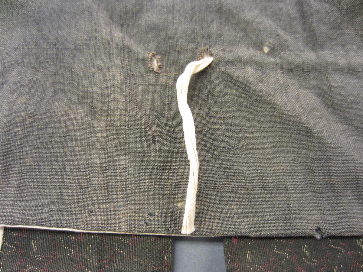 2005.0040 B Vest, Detail