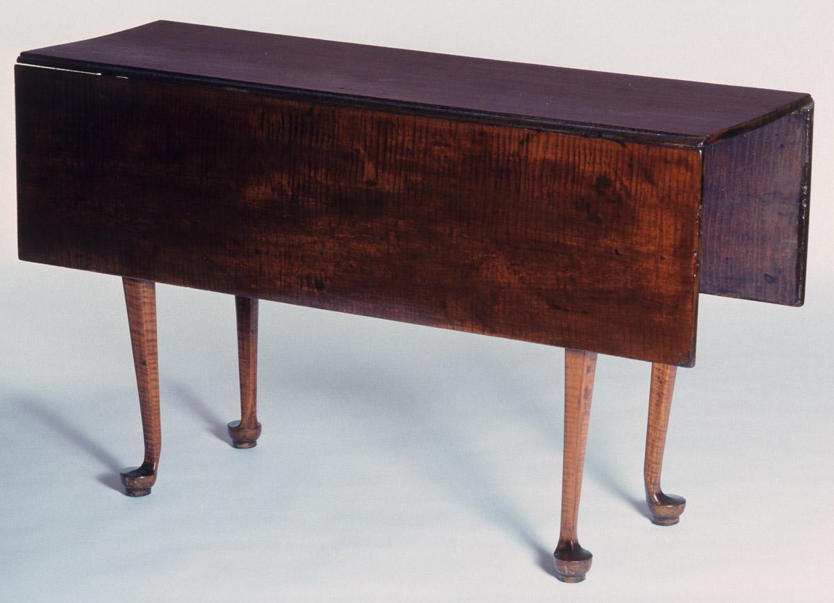 1958.1738 Table, view 1