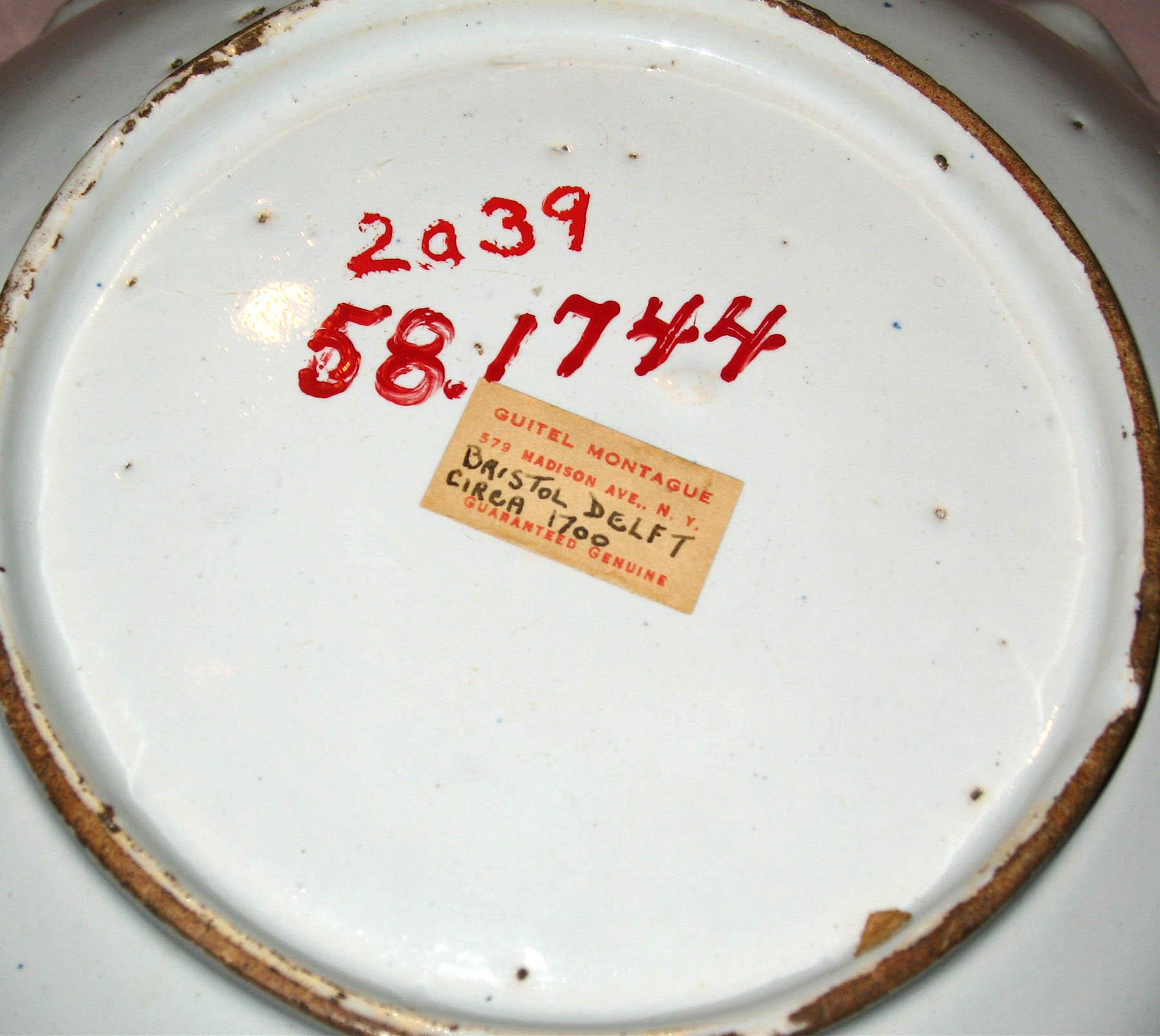1958.1774 Delftware bowl (underside)