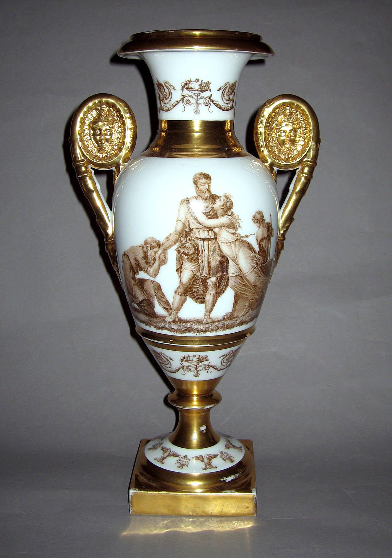 1958.1810.002 French porcelain vase (opposite side)
