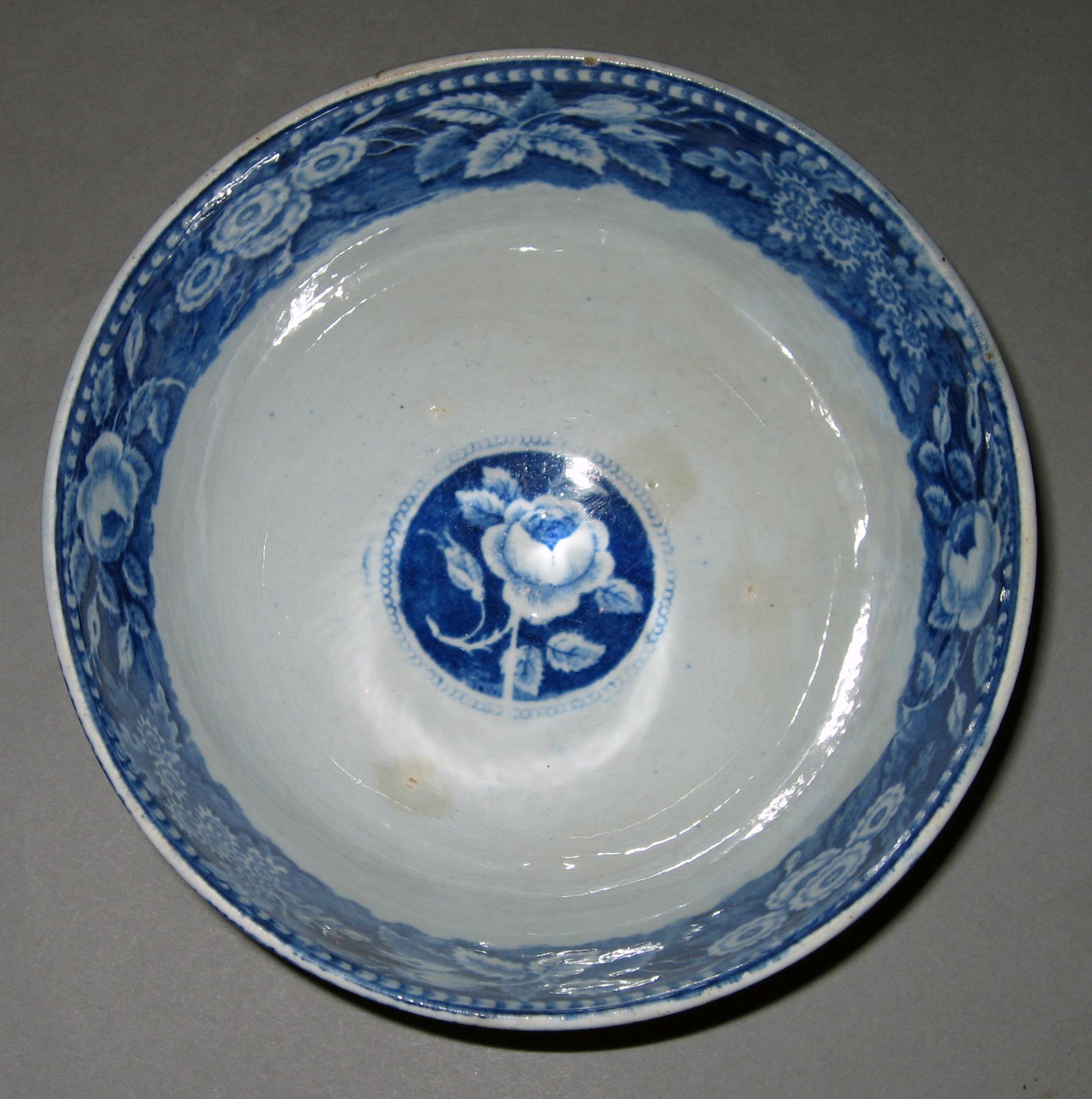 1958.1822 Bowl (view 2)