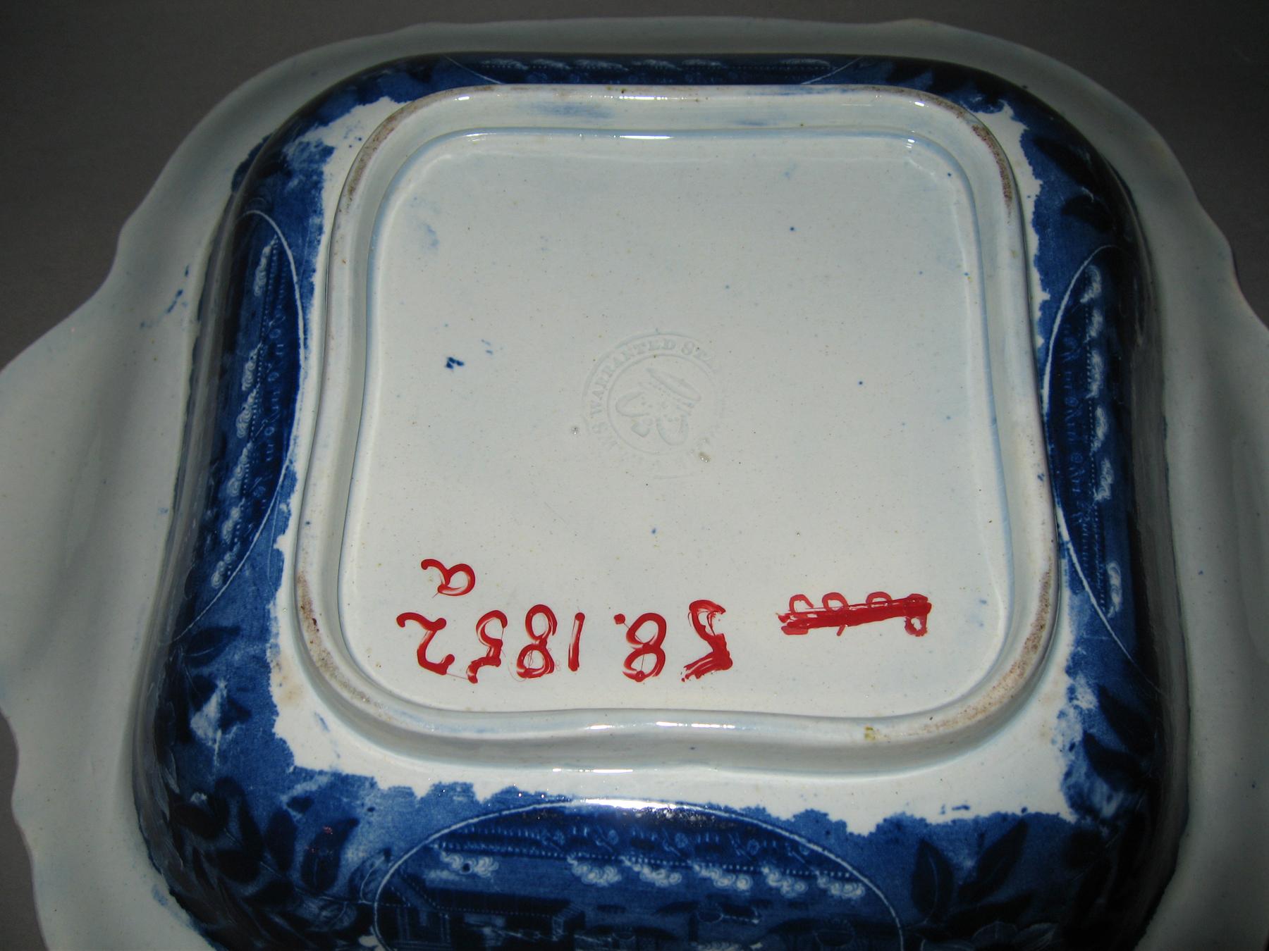 1958.1852 A Vegetable dish (mark)