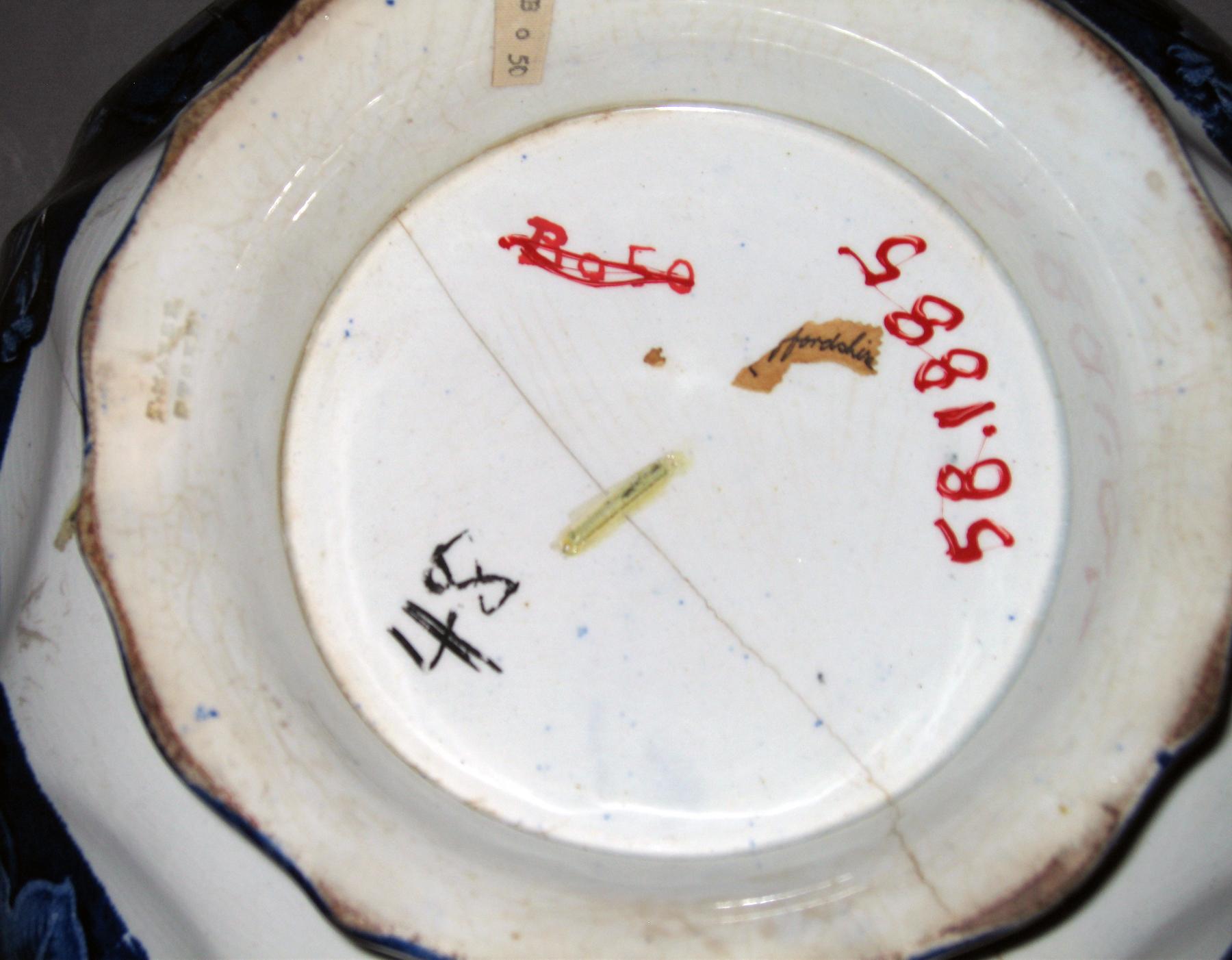 1958.1885 Bowl (mark)