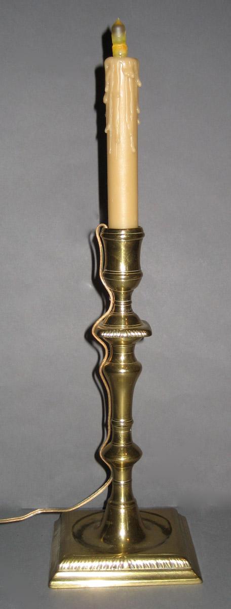 1958.1907.001 Candlestick